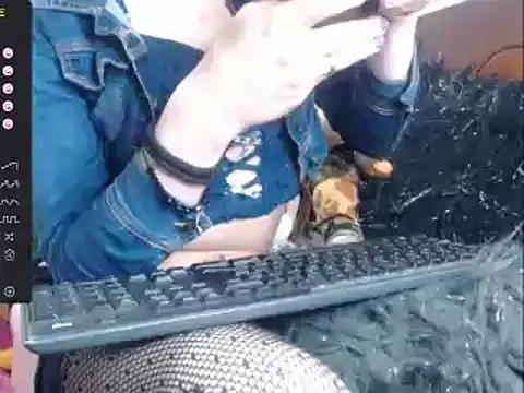 lorenitha 20 online show from January 2025 10:52:02 AM