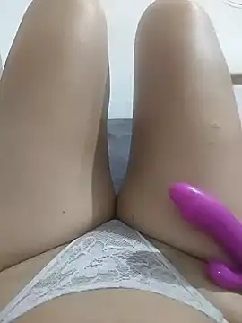 Snapshot of yasmin6 chatting on January 2025 09:31:01 PM yasmin6 online show from January 2025 09:31:01 PM