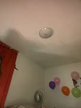 Miss oliviaa online show from March 2026 01:00:02 AM