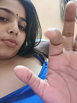 Snapshot of Sweet-Rani chatting on June 2026 05:45:01 PM Sweet-Rani online show from June 2026 05:45:01 PM
