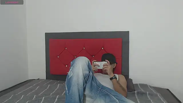 logannth online show from January 2026 04:12:01 PM