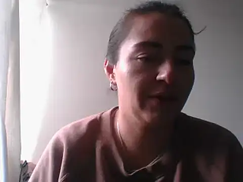  karlie kloss  online show from December 2024 06:03:02 PM