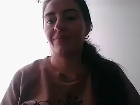  karlie kloss  online show from December 2024 09:05:02 PM