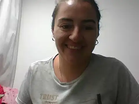  karlie kloss  online show from December 2024 12:06:02 AM