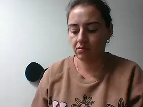  karlie kloss  online show from December 2024 12:16:01 AM