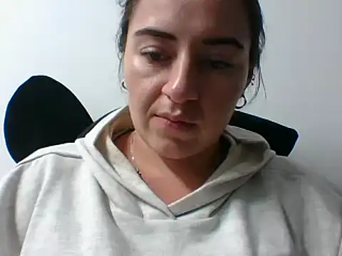  karlie kloss  online show from December 2024 01:32:02 AM