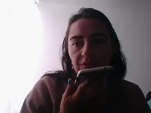  karlie kloss  online show from January 2025 06:27:02 PM