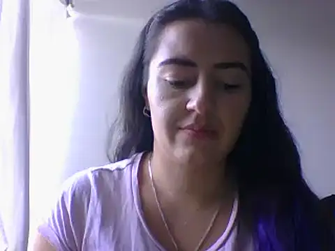  karlie kloss  online show from January 2025 06:10:01 PM