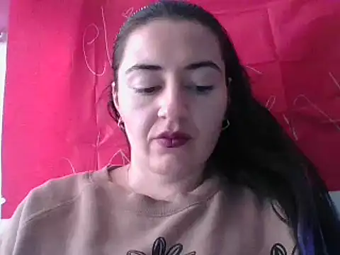  karlie kloss  online show from February 2025 07:46:01 PM