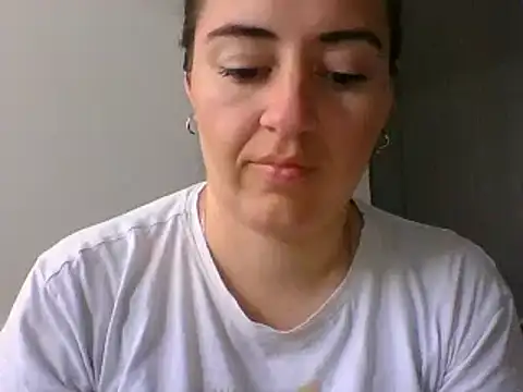  karlie kloss  online show from March 2026 08:48:01 PM