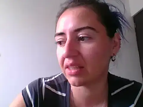  karlie kloss  online show from March 2026 06:34:02 PM