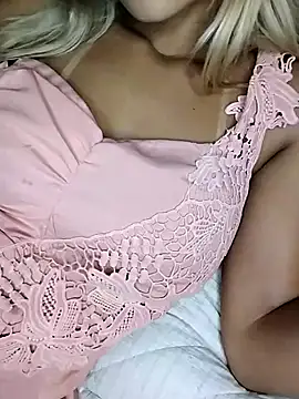 fofinhaa12 online show from February 2025 12:42:01 AM