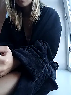 fofinhaa12 online show from September 2025 05:14:02 PM