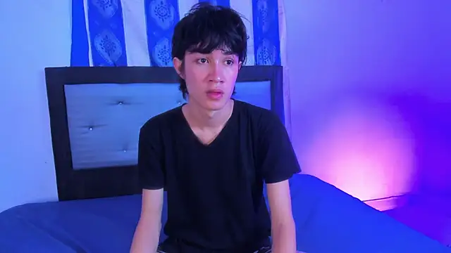 Snapshot of Johhan__Lee chatting on December 2024 03:06:01 AM Johhan Lee online show from December 2024 03:06:01 AM