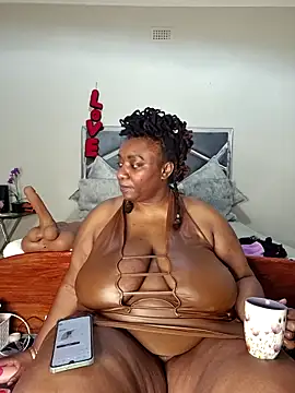 Snapshot of ThickianaRider chatting on May 2026 04:09:02 AM ThickianaRider online show from May 2026 04:09:02 AM