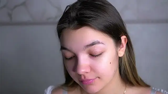 VeronaAppleberry online show from February 2026 01:46:02 AM