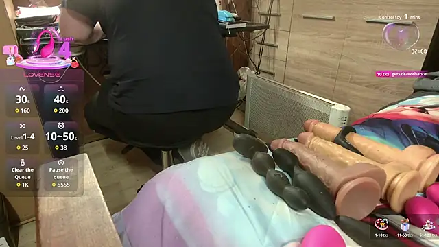 misteryman1956 online show from November 2025 06:49:01 AM