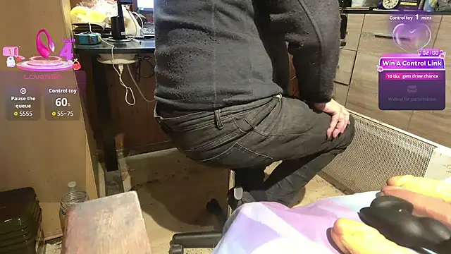 misteryman1956 online show from March 2026 06:51:02 AM