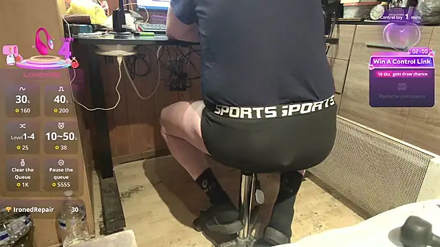 misteryman1956 online show from April 2026 08:14:02 PM