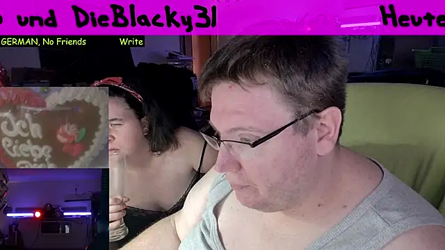 Snapshot of der_alex38 chatting on February 2025 09:30:01 PM der alex38 online show from February 2025 09:30:01 PM