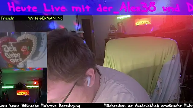Snapshot of der_alex38 chatting on March 2025 07:39:01 PM der alex38 online show from March 2025 07:39:01 PM