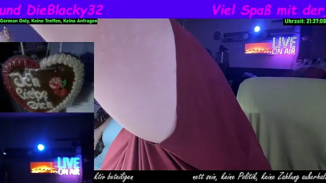 Snapshot of der_alex38 chatting on September 2025 07:36:02 PM der alex38 online show from September 2025 07:36:02 PM