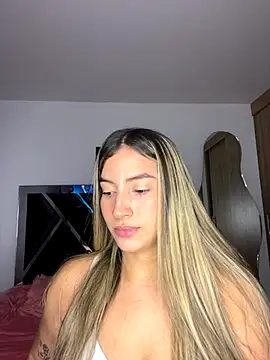 Snapshot of Issabela_G1 chatting on September 2025 01:16:02 AM Issabela G1 online show from September 2025 01:16:02 AM