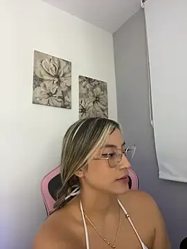 Issabela G1 online show from April 2026 12:06:01 AM