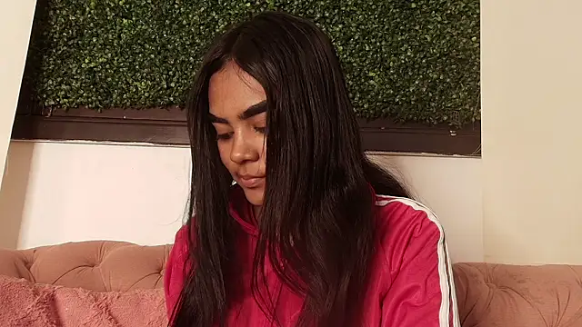 julieta aguilar1 online show from March 2026 12:12:02 PM