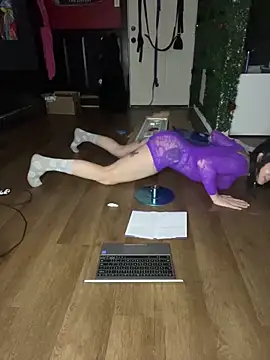 Snapshot of Luluof chatting on March 2025 09:47:02 PM Luluof online show from March 2025 09:47:02 PM