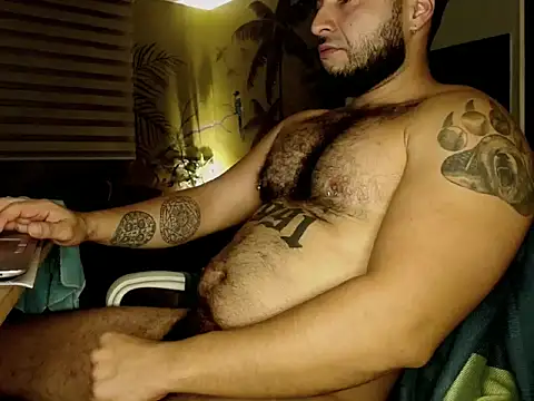 Snapshot of kink_8 chatting on December 2024 02:10:02 AM kink 8 online show from December 2024 02:10:02 AM