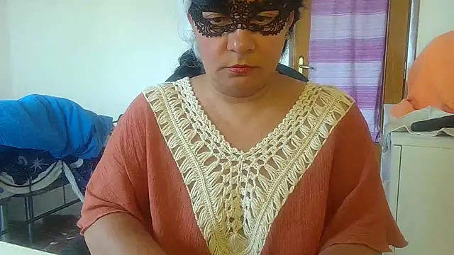 Snapshot of Ninalapiccolina chatting on May 2026 01:49:02 PM Ninalapiccolina online show from May 2026 01:49:02 PM