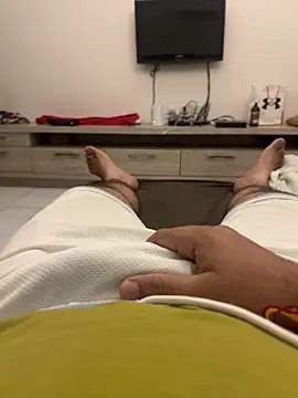 Snapshot of Your_daddy_544 chatting on October 2025 09:13:02 PM Your daddy 544 online show from October 2025 09:13:02 PM