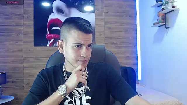 Cerokershelby online show from February 2025 09:04:01 PM