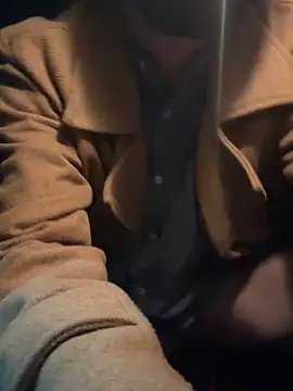 Hideen-real-face online show from March 2025 10:22:01 AM