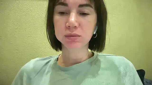 Snapshot of EvilDemon94 chatting on April 2026 05:00:02 AM EvilDemon94 online show from April 2026 05:00:02 AM