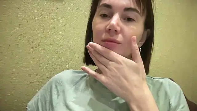Snapshot of EvilDemon94 chatting on April 2026 07:18:01 PM EvilDemon94 online show from April 2026 07:18:01 PM