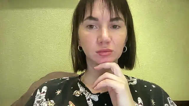 Snapshot of EvilDemon94 chatting on April 2026 07:36:01 AM EvilDemon94 online show from April 2026 07:36:01 AM