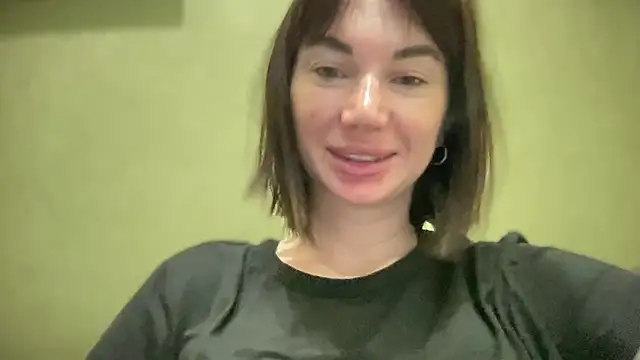 Snapshot of EvilDemon94 chatting on June 2026 06:05:02 AM EvilDemon94 online show from June 2026 06:05:02 AM