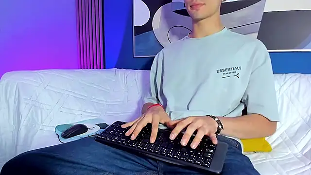 Jefer rick  online show from October 2025 12:42:02 PM