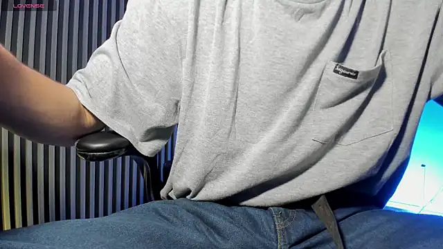 Jefer rick  online show from November 2025 12:04:01 PM