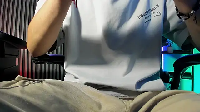 Jefer rick  online show from December 2025 12:21:02 PM