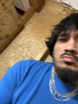 Snapshot of yomanfriend chatting on December 2024 07:45:02 PM yomanfriend online show from December 2024 07:45:02 PM