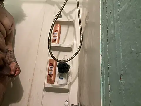 Snapshot of yomanfriend chatting on December 2024 05:33:01 PM yomanfriend online show from December 2024 05:33:01 PM