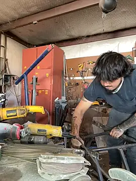 Snapshot of yomanfriend chatting on December 2024 09:06:01 PM yomanfriend online show from December 2024 09:06:01 PM