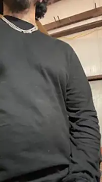 Snapshot of yomanfriend chatting on December 2024 06:30:02 PM yomanfriend online show from December 2024 06:30:02 PM