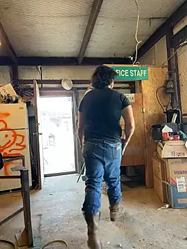 Snapshot of yomanfriend chatting on January 2025 08:37:02 PM yomanfriend online show from January 2025 08:37:02 PM