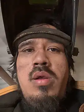 Snapshot of yomanfriend chatting on January 2025 03:43:01 PM yomanfriend online show from January 2025 03:43:01 PM