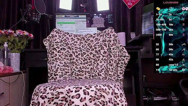 Snapshot of Raissa_sky26 chatting on February 2026 03:48:01 AM Raissa sky26 online show from February 2026 03:48:01 AM