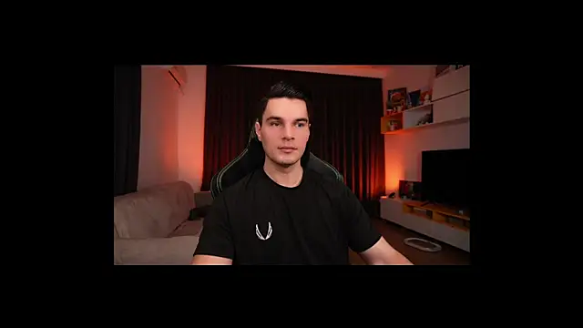 Snapshot of billypassion chatting on February 2025 04:59:01 AM billypassion online show from February 2025 04:59:01 AM